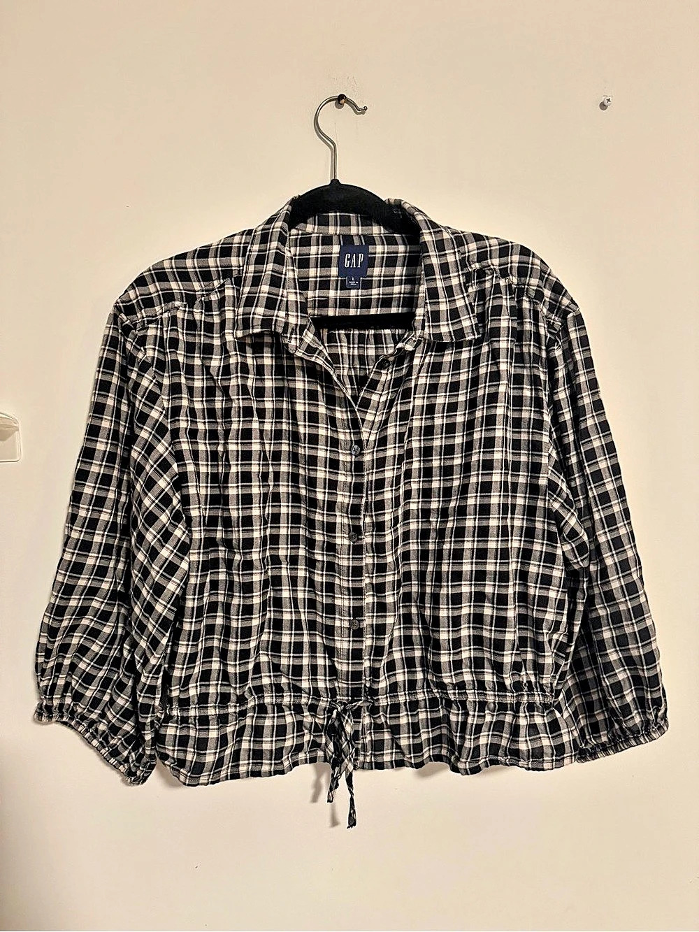 Gap Plaid Button Front Top in Black & White Size Large